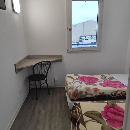 Bouafle Alpha Hotel מראה חיצוני תמונה