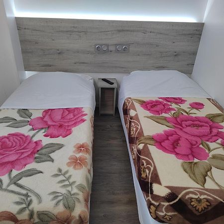 Bouafle Alpha Hotel מראה חיצוני תמונה