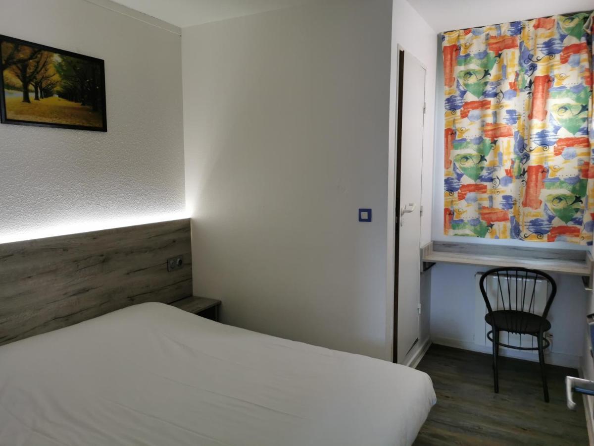 Bouafle Alpha Hotel מראה חיצוני תמונה